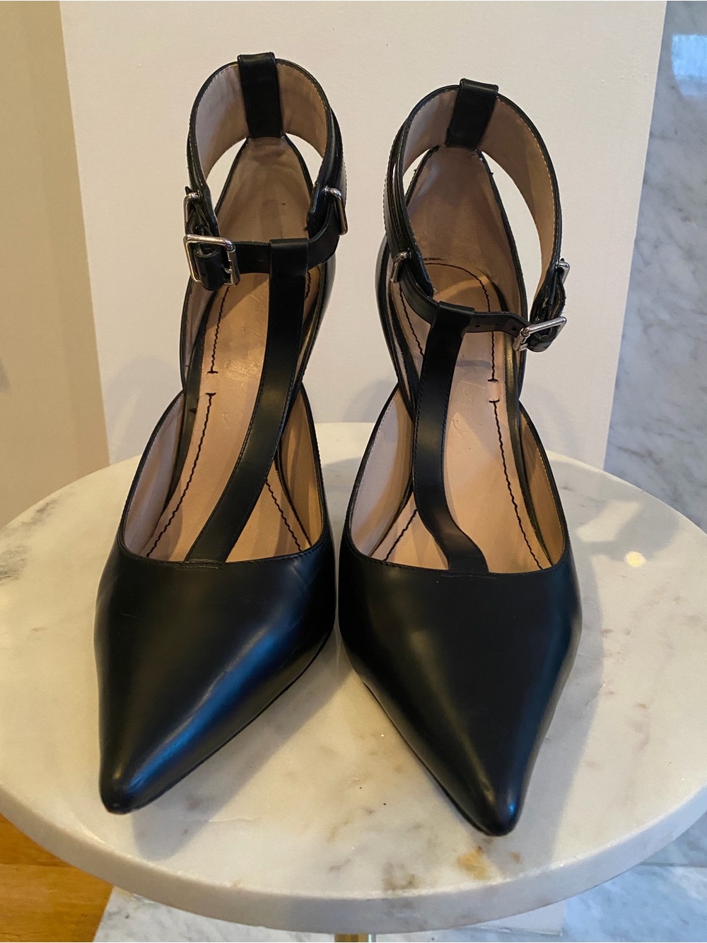 Elizabeth and James Black Leather Pointed T-Strap Pumps